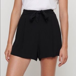 Sally Flowy Belted Short